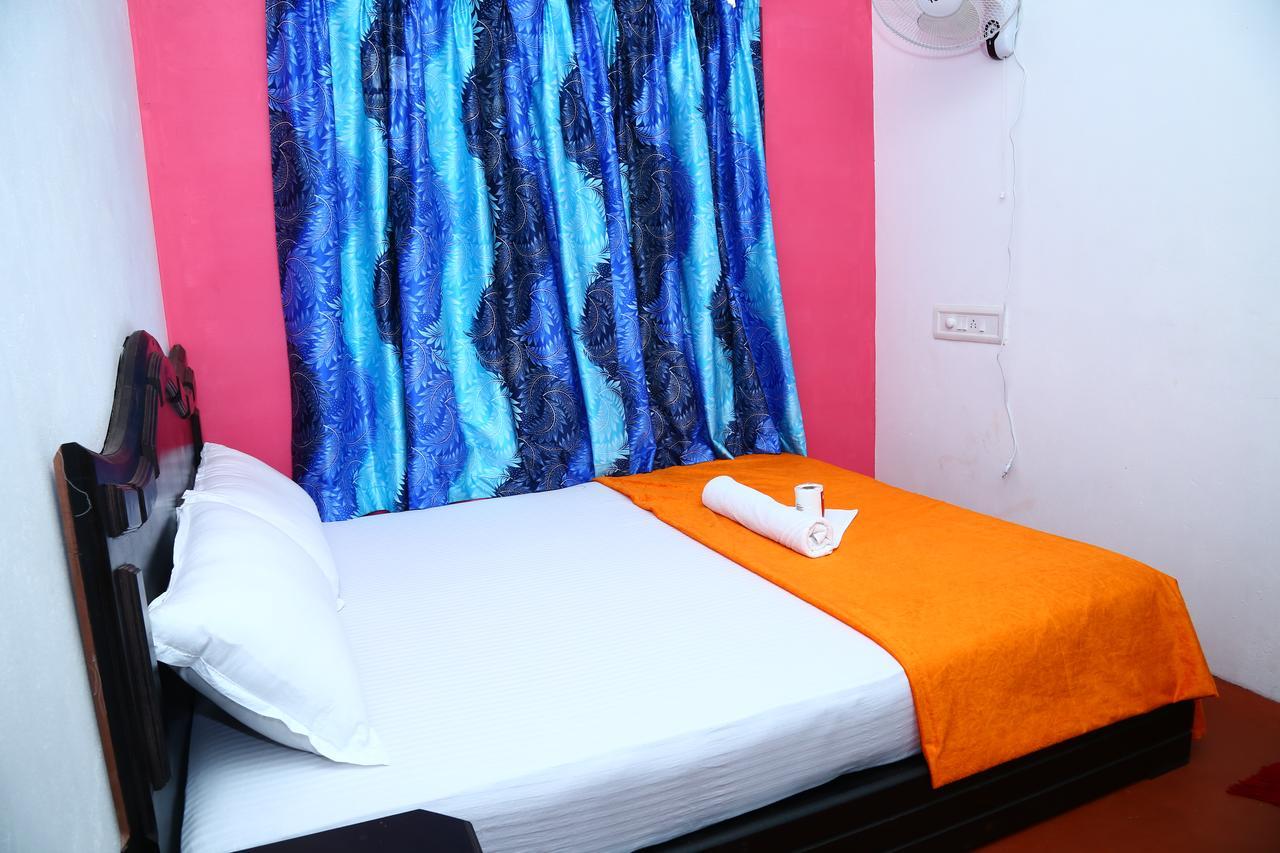 Funky Art Beach House Alappuzha Kültér fotó