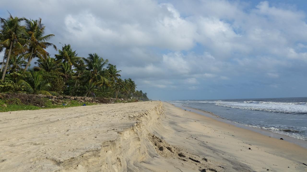 Funky Art Beach House Alappuzha Kültér fotó